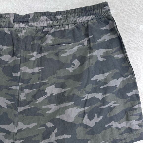 Athleta Shorts Women’s 26 Camo Farallon Shorts Cotton Drawstring‎ Running Yoga - Picture 4 of 10
